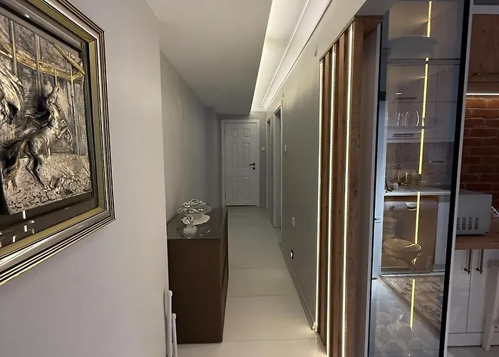 Renovated 2br Garden Flat 300 M To Sarımsaklı Daire *